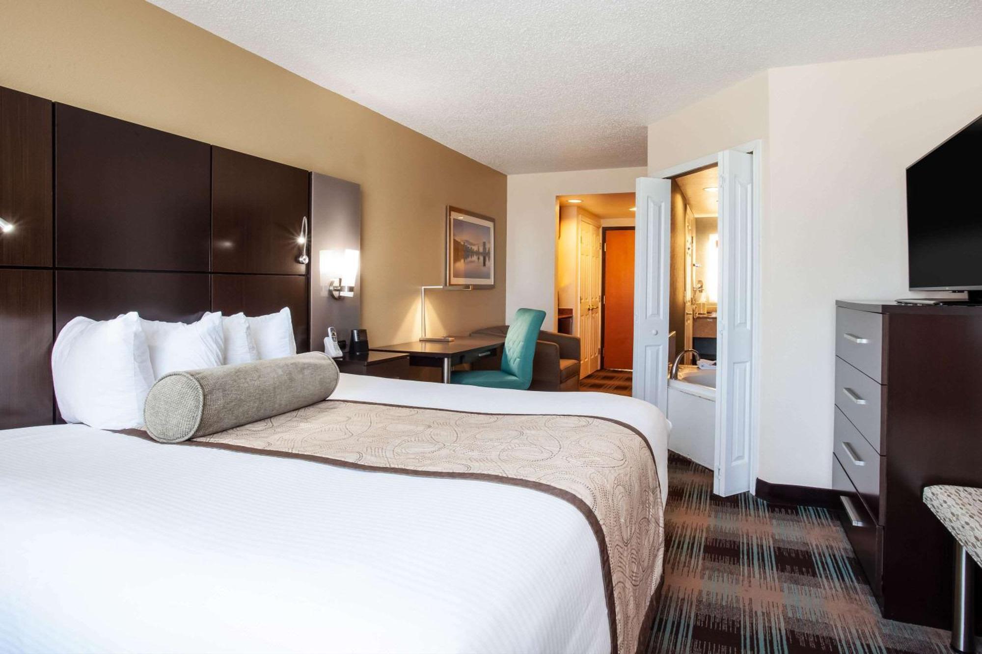 Wingate By Wyndham - Orlando International Airport- Free Hot Breakfast Hotel Buitenkant foto