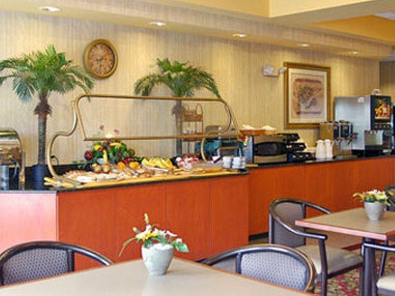 Wingate By Wyndham - Orlando International Airport- Free Hot Breakfast Hotel Restaurant foto