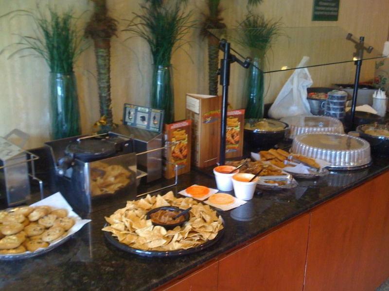 Wingate By Wyndham - Orlando International Airport- Free Hot Breakfast Hotel Buitenkant foto