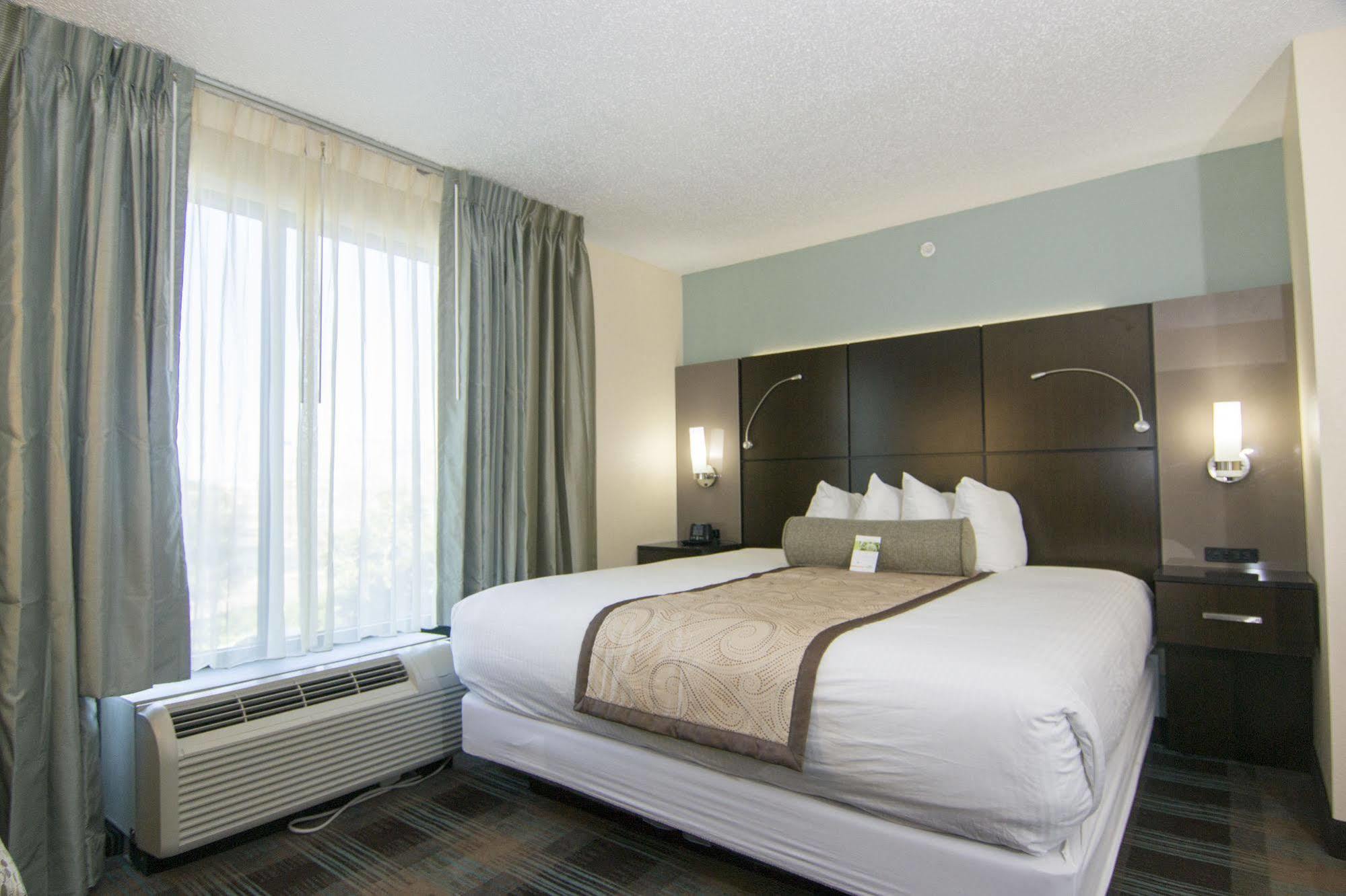 Wingate By Wyndham - Orlando International Airport- Free Hot Breakfast Hotel Buitenkant foto